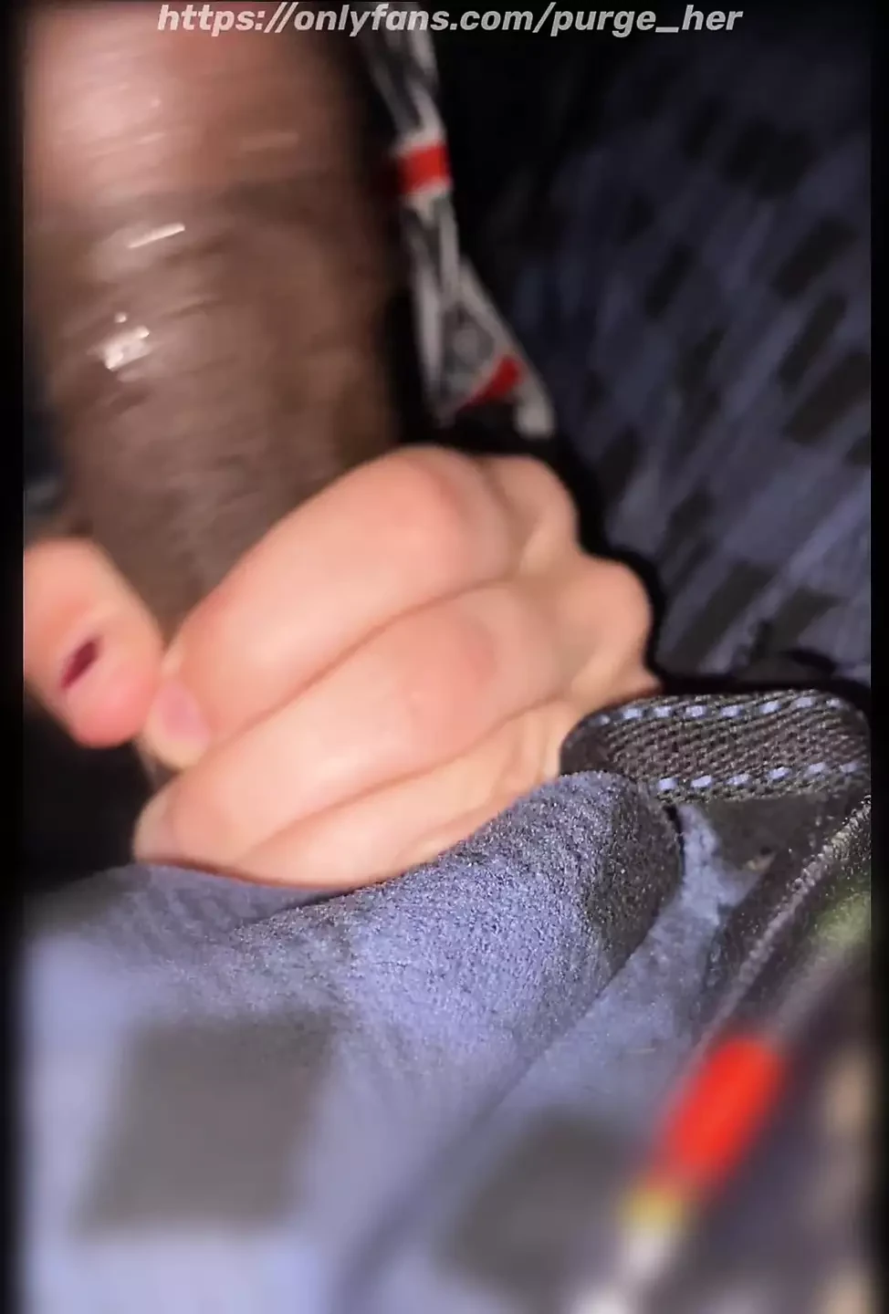 Cheating 18 year old white girl wants to play with my cock in the back of the car so I let her.