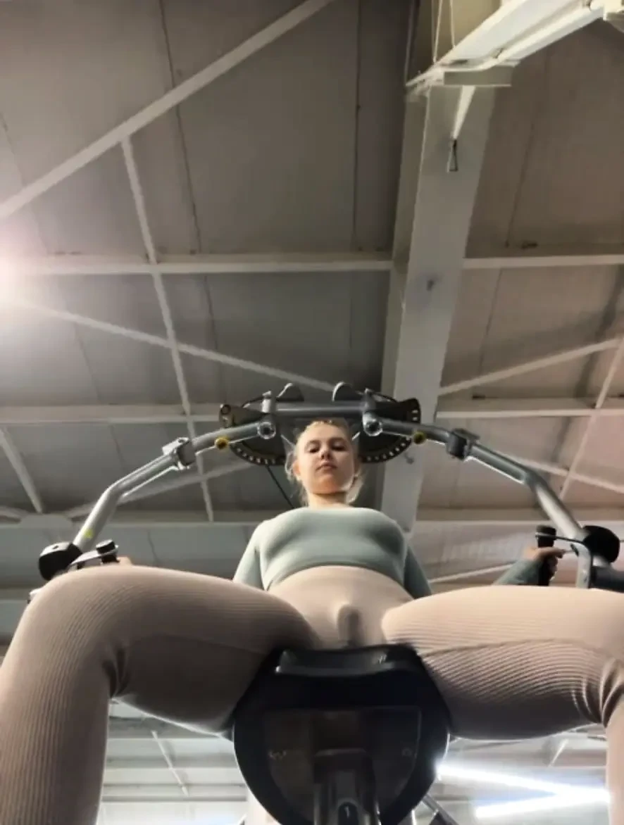 Workout and sex in the gym