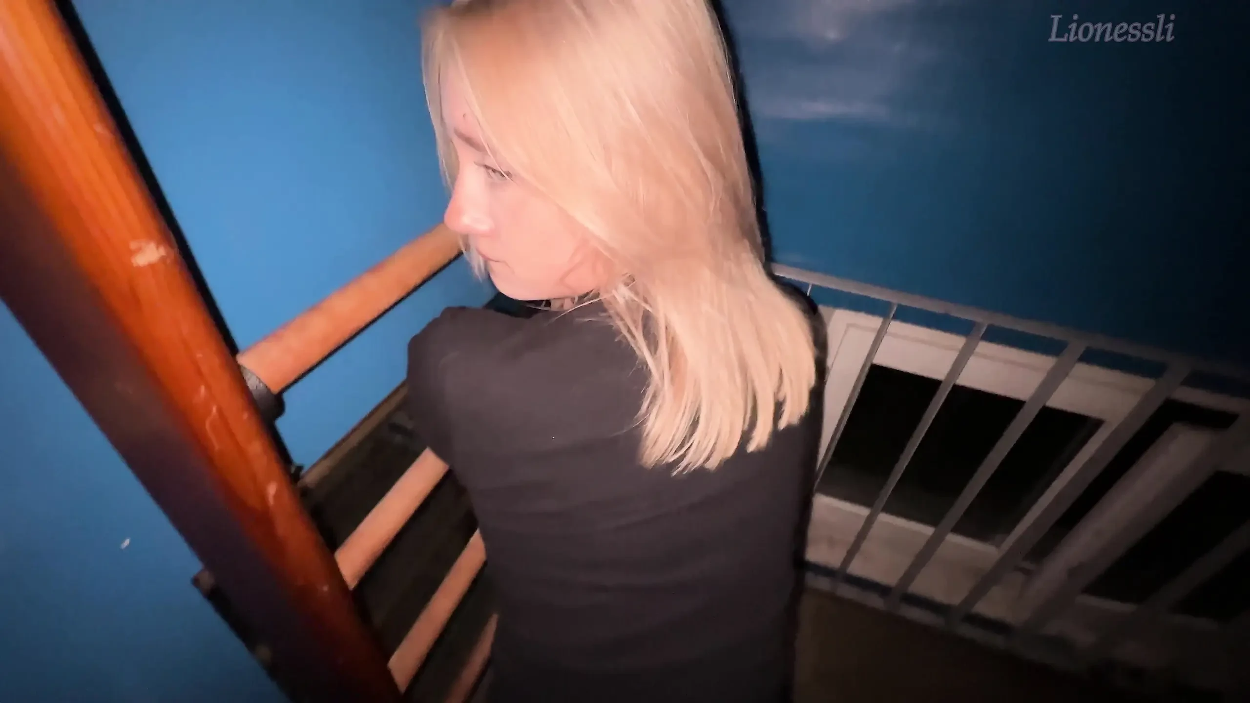 On the way home, I met a dirty slut and tore her into non-pantyhose