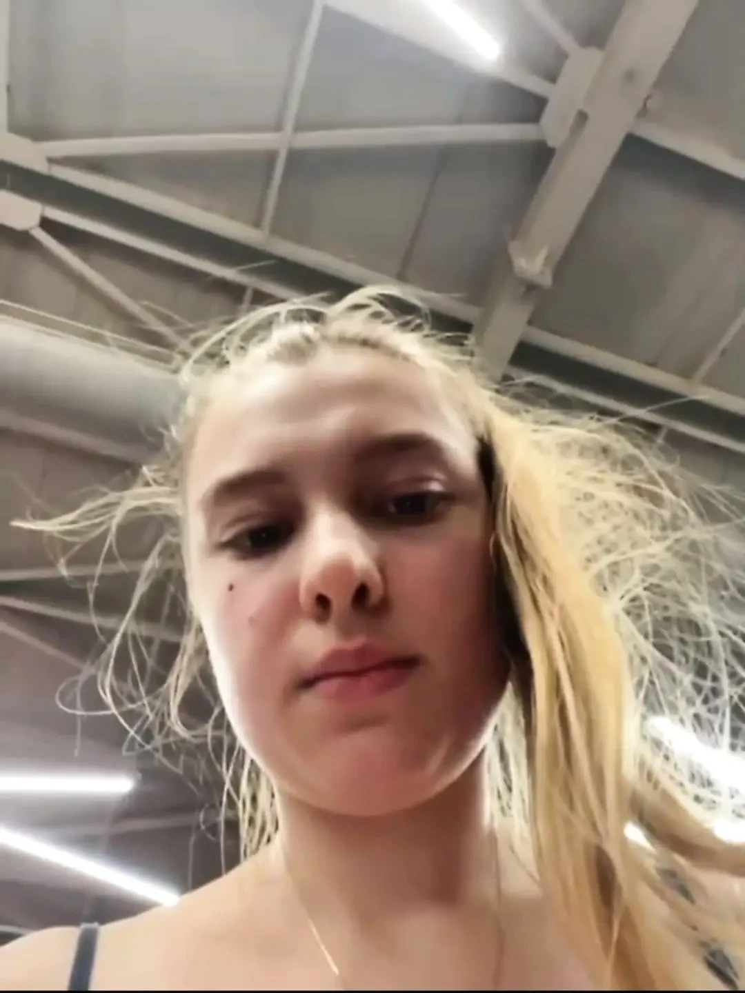 Passionate sex with a stranger while training