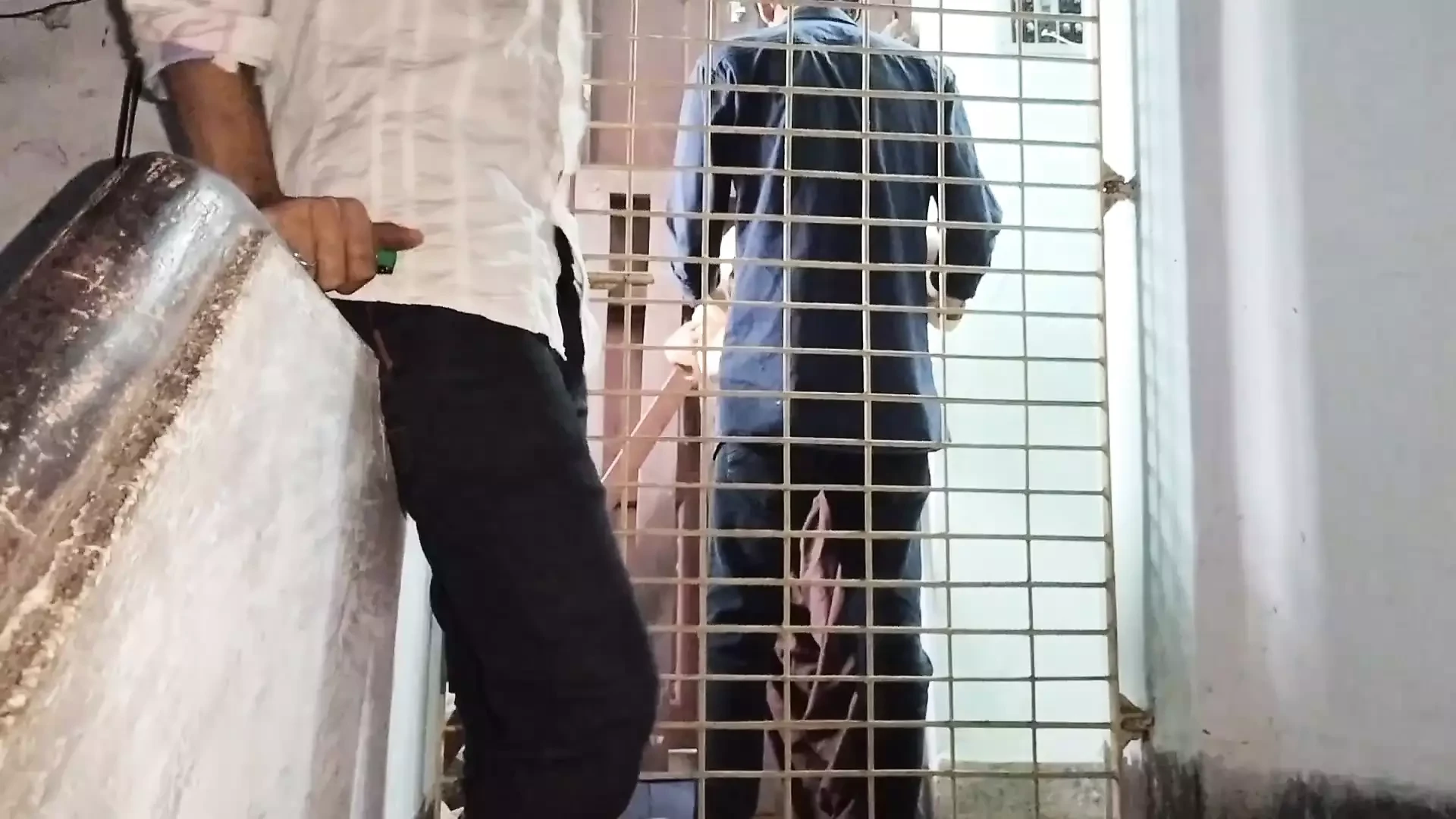 Indian College girl ki sex vedio viral kar diya dost ne.