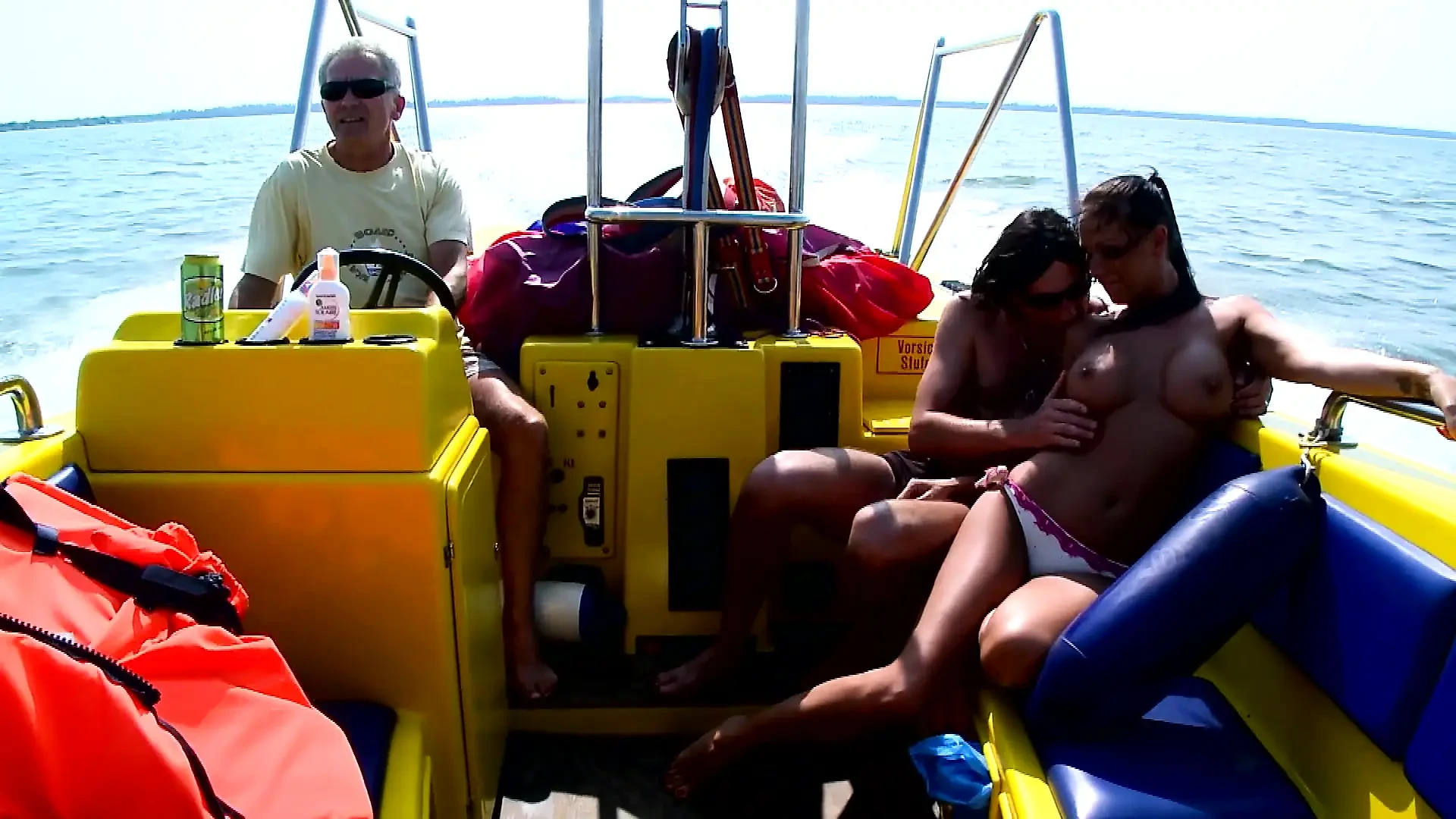 Hot Vacation Babes Wild Outdoor DP Fucking