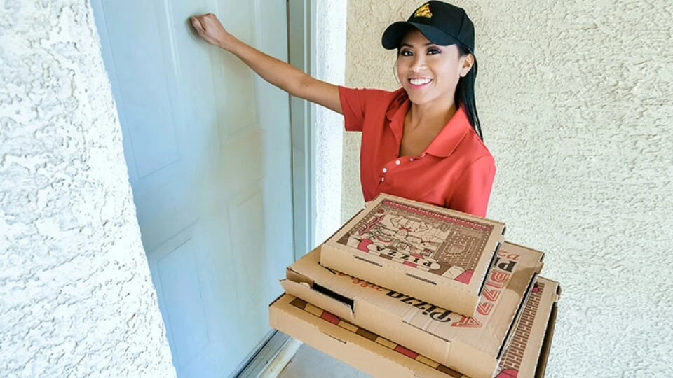 Pizza Delivery Asian Princess Gets Stuck In The Window & She Has To Suck 2 Unhelpful Dicks – TeamSkeet