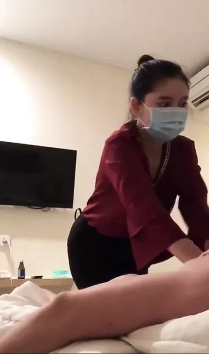 Hotel me massage wali ke sath sex part 1