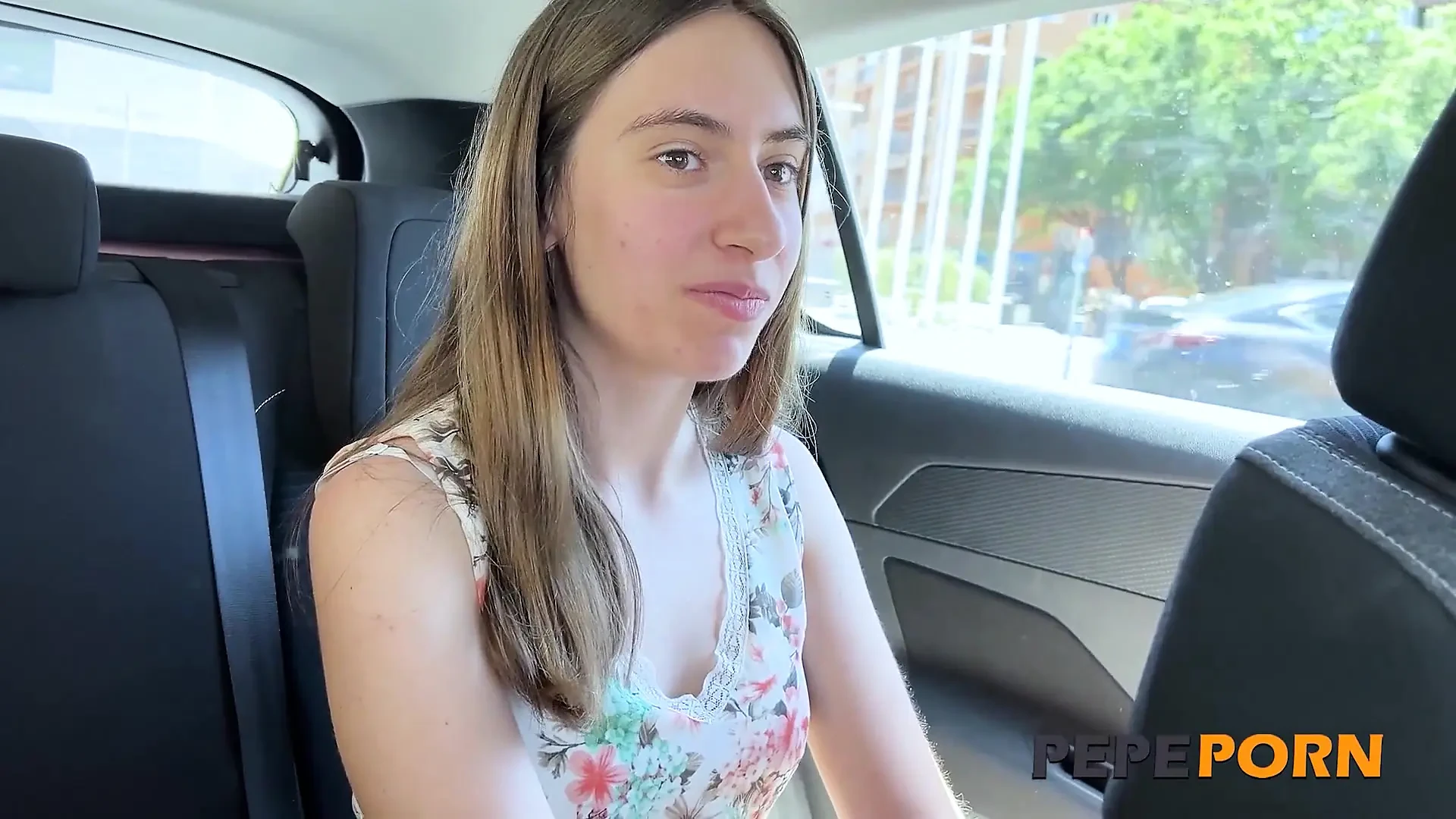 18-year-old with a Very Hairy Pussy Discovers Amateur Sex. Carolina Lorca on Pepeporn